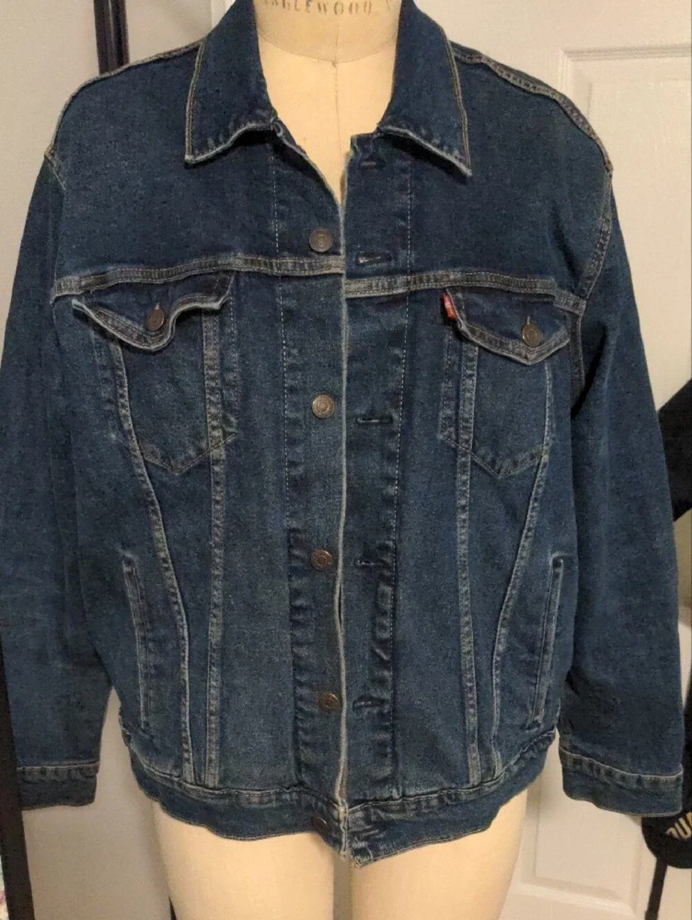Levi's Dark Blue Denim Trucker Jacket - Picture 5 of 13